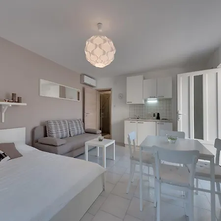Apartament Studio Piccolo 415 Pula